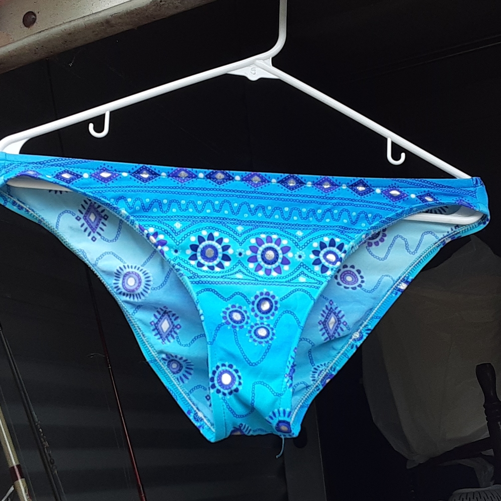 Bathing suit - Picture 5 of 6